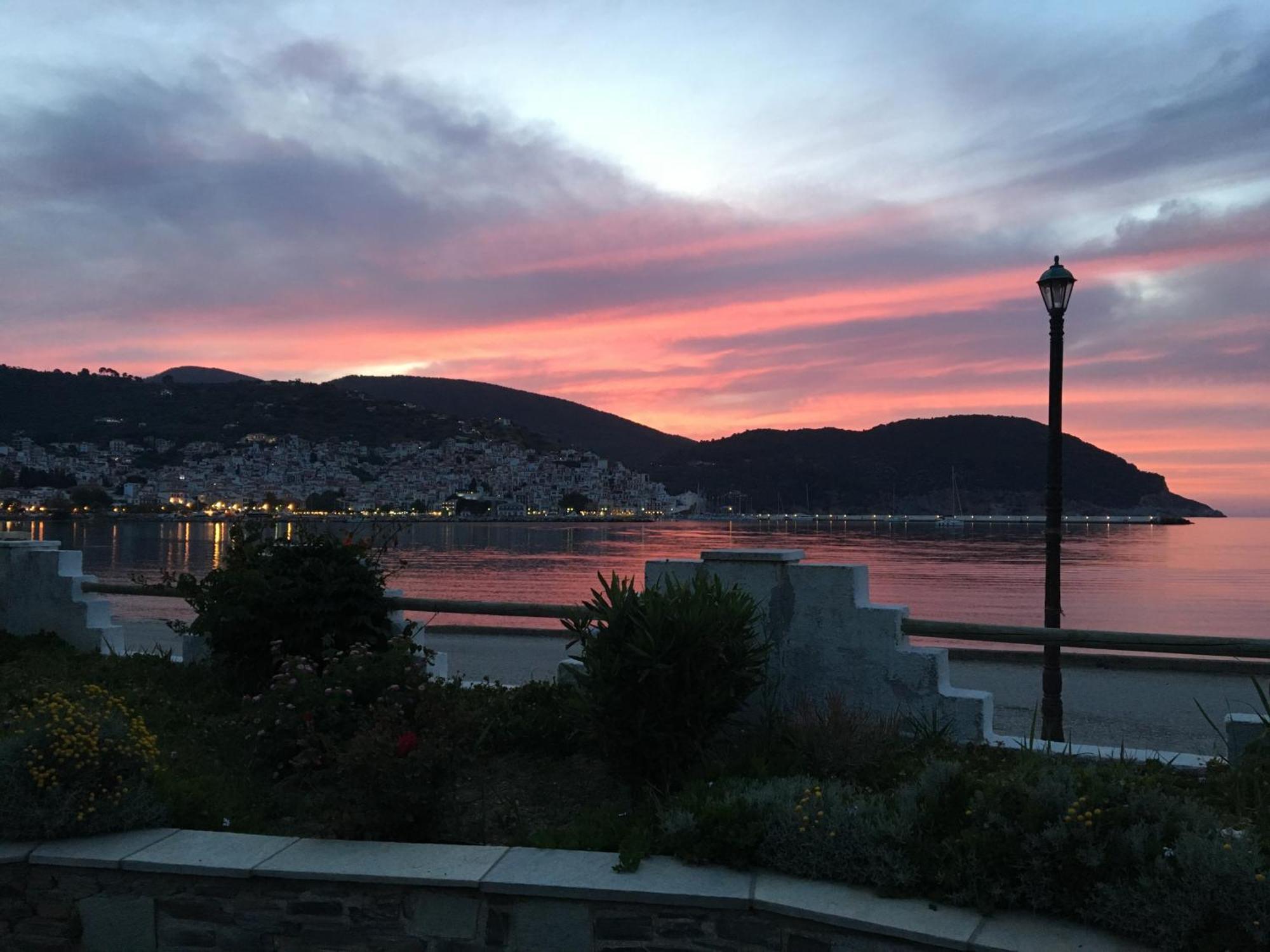 Del Sol Skopelos Екстериор снимка
